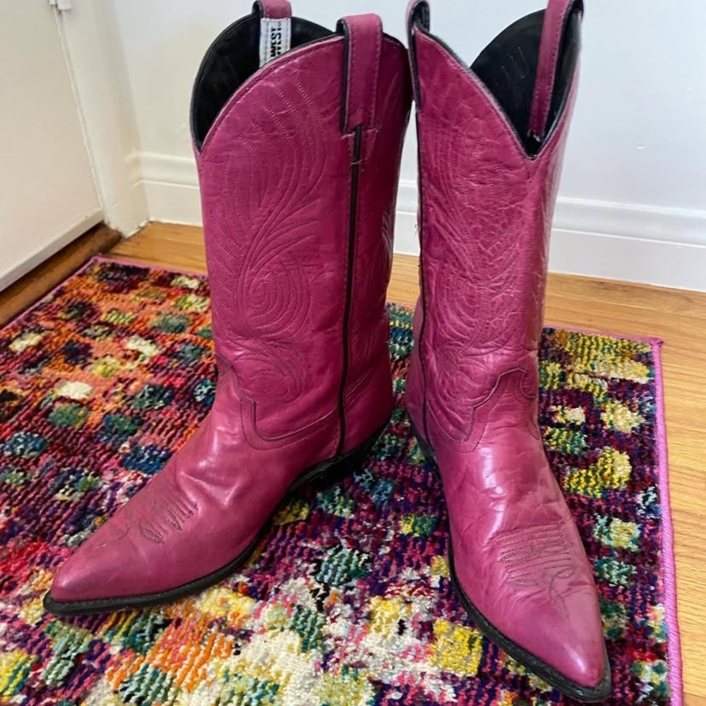 SUPER RARE RASPBERRY PINK COWBOY BOOTS